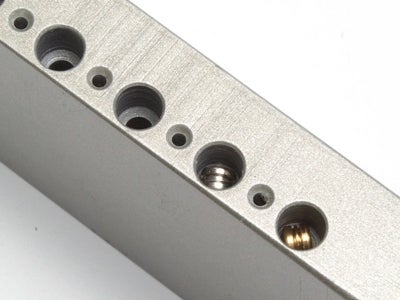 Fender Japanブリッジ　トレモロブロック　スプリング、アーム　87年製 000000004189-02.jpg?size=l&w=